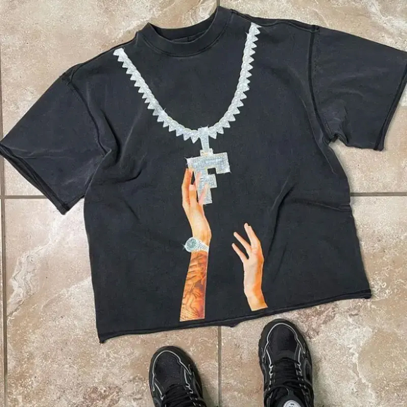 get custom t-shirts double sided with detailed prints and premium quality fabric from hongfeng.